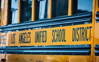 洛杉磯聯合學區家長請願 要求警察重返校園