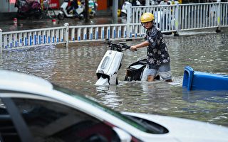 中国11省将现暴雨 福建近2.7万人转移