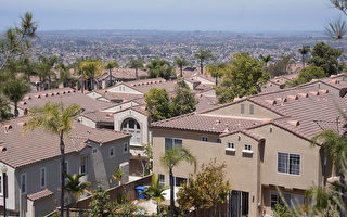 加州房價中位數創90萬美元新高 高價房售量增