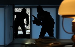劫匪冒充天然气公司员工 持枪企图入室抢劫