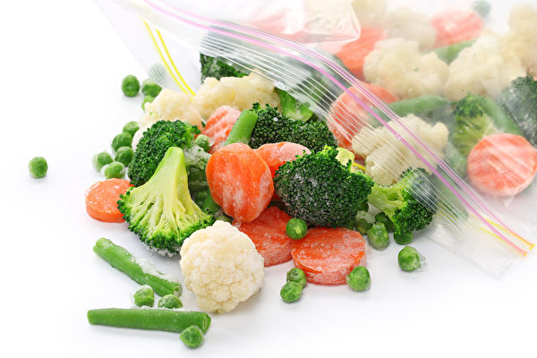 买不起新鲜蔬果 吃冷冻的也一样健康吗？