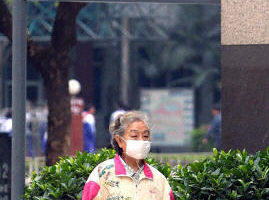 香港再增三十二人感染SARS