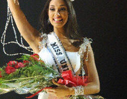 環球小姐選美多明尼加小姐奪后冠