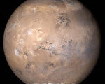 科學家稱火星北極存在冰凍水