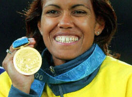 世界著名澳洲土着运动员凯茜.费蒙退出体坛