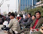 亚洲时报﹕谁来保障农民？