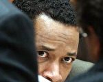 被控冷槍殺手放棄為自己擔任辯護