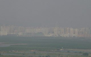 烟雾笼罩香江  空气污染创新高