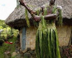 斐濟土著贖罪 重現百年前砍人斧