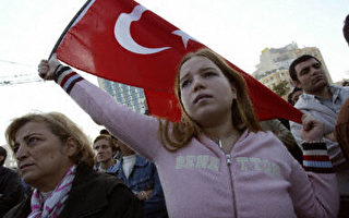 土耳其連遭自殺攻擊	民眾抗議恐怖暴力