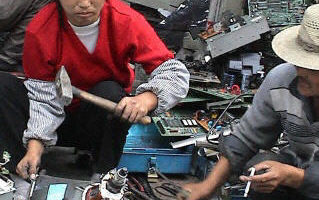 电子产品垃圾严重污染中国东南沿海省