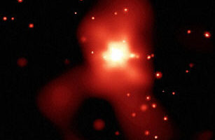 NGC 4261星系中的黑洞和中子星