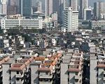 抗议官方滥建天桥 深圳数百民众聚集示威