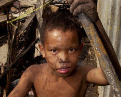 馬尼拉貧民窟失火 兩萬多人無家可歸