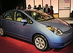 2004年最佳轎車及最佳卡車 花落誰家？