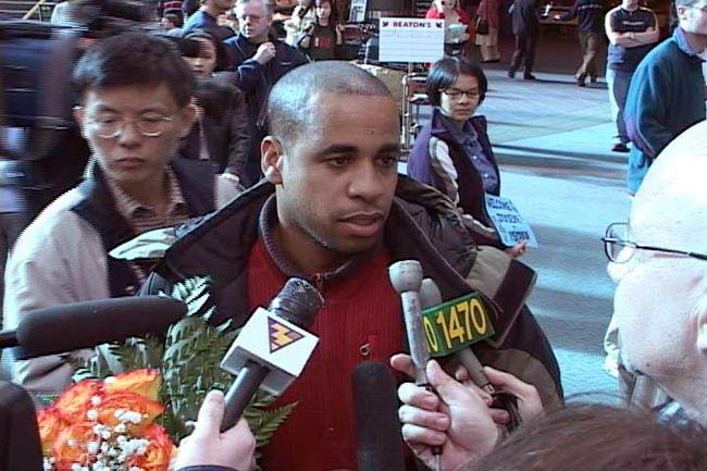 卅六名西方法輪功學員天安門一行引起西方媒體廣泛注意(圖片提供╱台灣法輪大法學會)