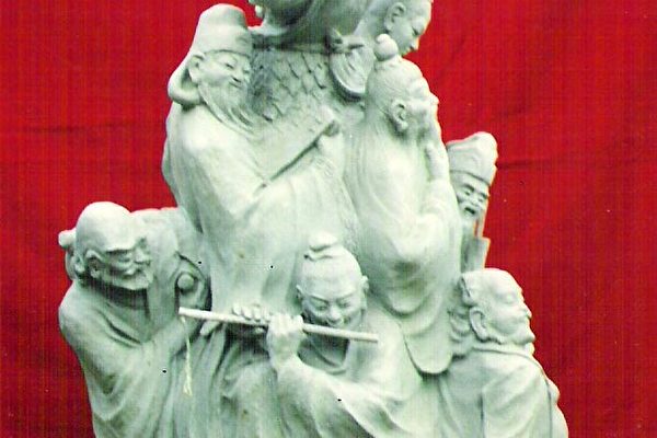 王德谦先生的雕塑:“八仙” 王德谦先生的雕塑:“八仙”