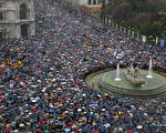 反恐 西班牙八百万人上街怒吼