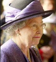 英法协议百周年纪念 英女王搭乘火车访法