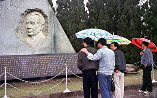 北京高层批准 胡耀邦塑像在湖南揭幕