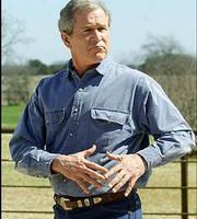 布什在德州農場騎自行車摔倒受輕傷