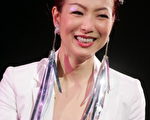 演唱會後台聚 鄭秀文許志安藕斷絲連？