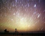 英仙座星雨最高峰 期待星爆每小时1000颗