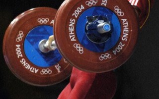 中國舉重女將劉春紅６９公斤級摘金破三紀錄