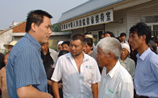 “中国农民调查”案开庭 辩护律师谈输赢