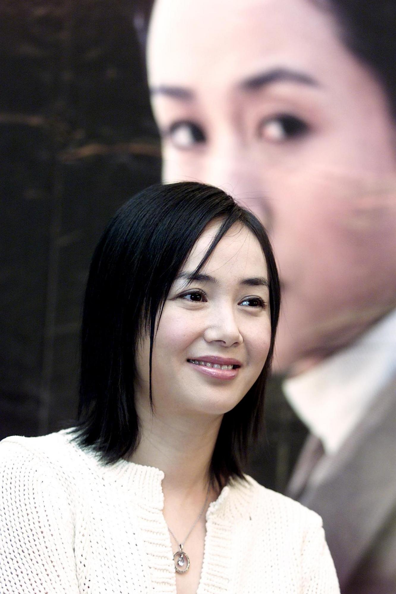 蒋雯丽 