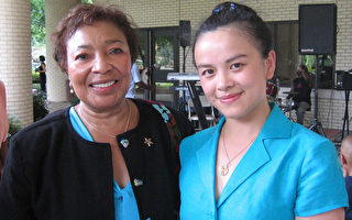 美国国会女议员提倡达拉斯的多元文化