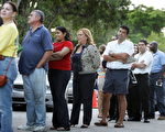 佛羅里達州提前投票排隊(Getty Images 2004-10-27)