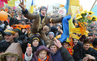 乌克兰选委会宣布大选结果 世界聚焦