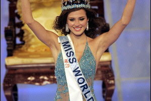 組圖：秘魯小姐贏得世界小姐后冠
