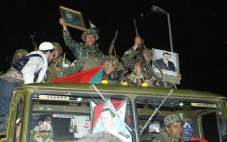 敘利亞開始自黎巴嫩撤軍