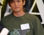 周杰伦与女友侯佩岑约会出大糗 误入女厕所