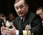 3月17日美国中央情报局局长戈斯（Porter Goss）在参议院三军委员会（Armed Services Committee）作证 (Getty Images 2005-3-17)