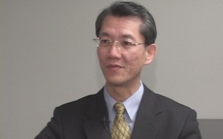 明居正﹕当代中国政治的荒唐和不正常