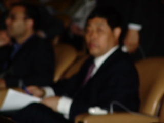 會議期間口出臟話的人民日報代表(大紀元) 會議期間口出臟話的人民日報代表(大紀元)