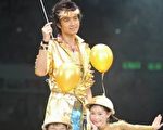 “公益形象大使”古巨基 要为男足比赛当球童
