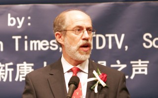 美国安政策中心主席：中共策略性欺骗全球