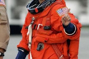 焦点人物：首位女性太空梭指挥官艾琳柯林斯