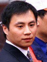 王丹和王軍濤對中國當局提起訴訟