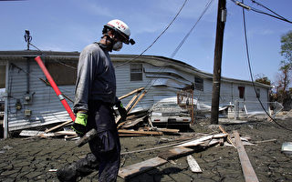 巴洛阿图市帮助救援飓风灾区