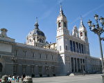 西班牙沧桑历史的见证——古老的皇宫