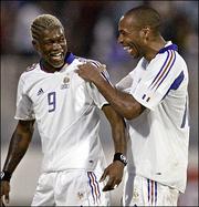 足球友谊赛法国3：2逆转胜哥斯大黎加