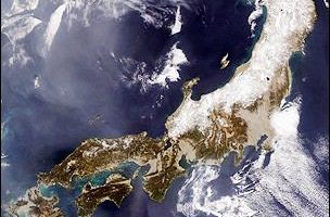 日本外海七點二強震 引發小海嘯