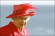 英女皇圣诞讲话赞扬人道援助
