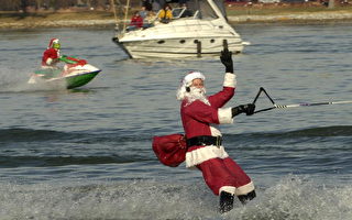 组图：圣诞老人  滑水竞赛