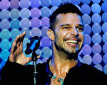 波多黎各歌手瑞奇马汀(Ricky Martin)11月在委内瑞拉演唱/AFP/Getty Images